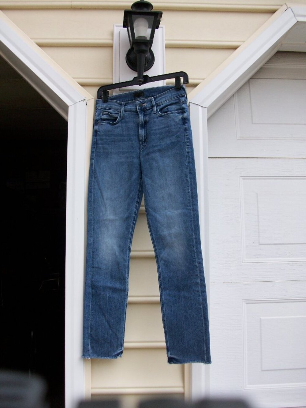 Mother "The Dazzler" Ankle Jeans